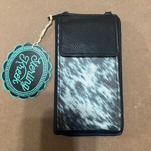 Sterling Kreek Herd That Phone Crossbody